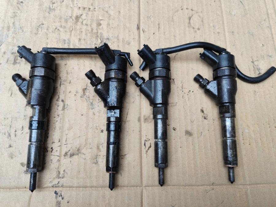 Дюза дизел за Peugeot 2.0 HDI 0445110076 Bosch 9641742880, Citroen Ju