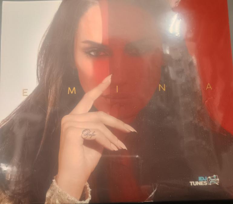 Emina Jahovic - Dalje