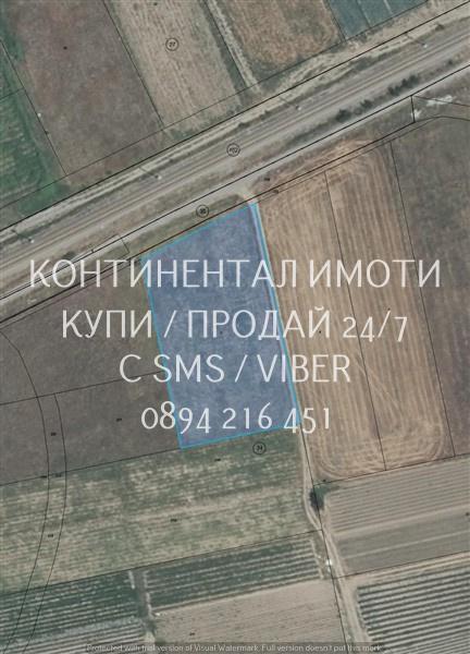 Код 63198. Нива с правилна форма 3дка, 6-та кат., с много лесен досът