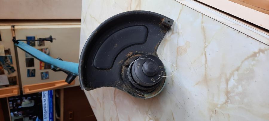 Продавам електрически тример модел Qt6020