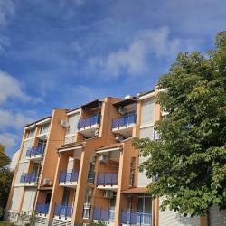 Продавам тристаен апартамент в Слънчев бряг, обл. Бургас