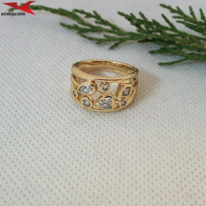 Пръстен с 14К златно покритие и с цирконий