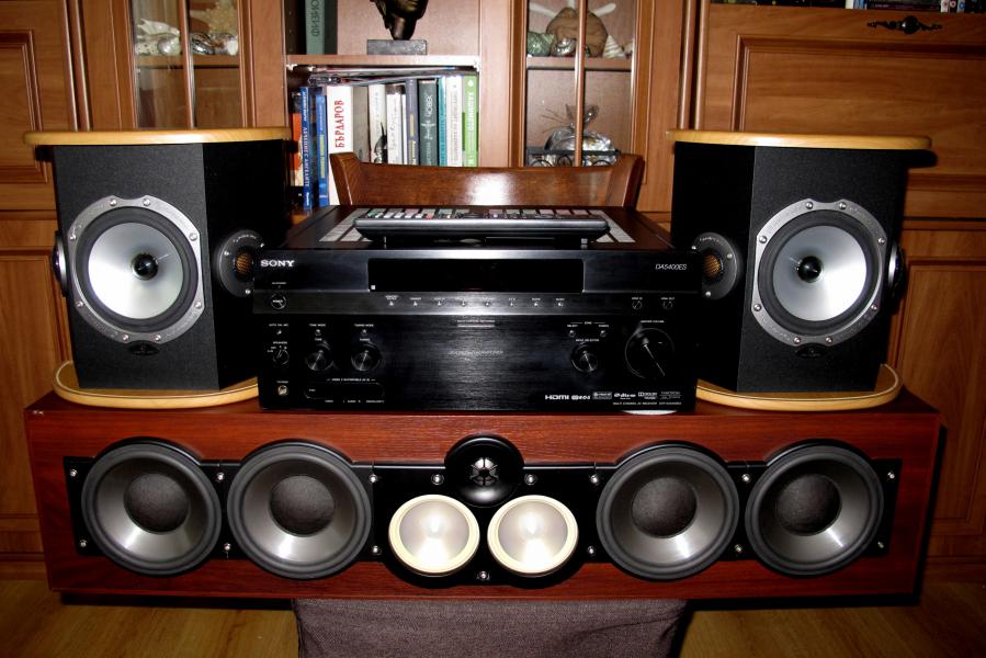 Домашно кино  High End - Monitor Audio, Paradigm, Sony ES
