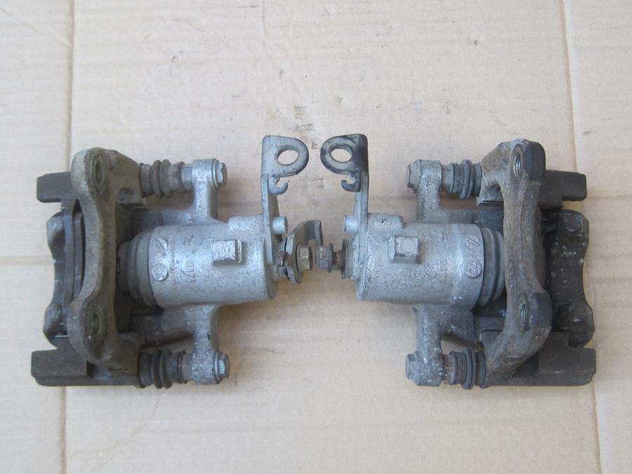 Задни спирачни апарати за Renault Megane II 2001 - 2012, Цената е за е