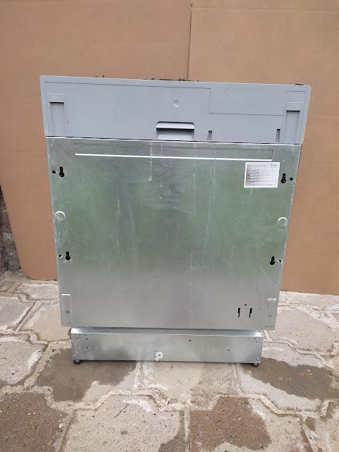 Продавам Употребявана съдомиялна Whirpool за вграждане