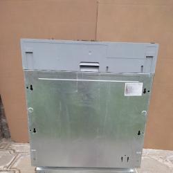 Продавам Употребявана съдомиялна Whirpool за вграждане