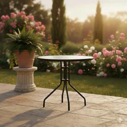 Минимализъм и стабилност в едно  стилна масичка за кафе на открито