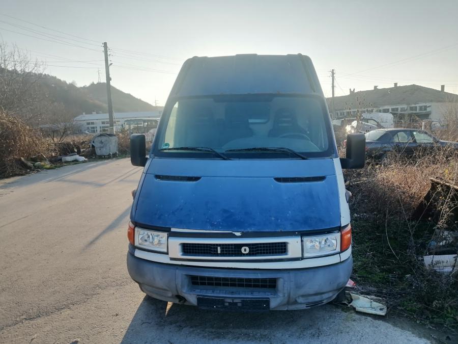 Ивеко III 2.8tdi 35s13 на части