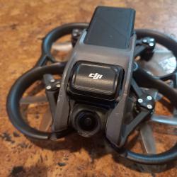 DJI Avata без ограничения, fly more combo с 4 батерии общо