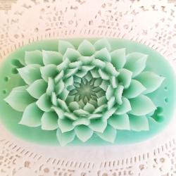 Карвинг сапун лотос тюркоаз, ръчна изработка