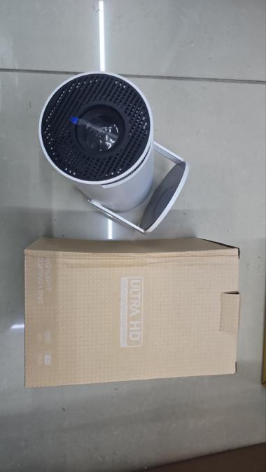 Преносим мини проектор, Android 11, Hdmi връзка, Usb, AV, Audio jack3...