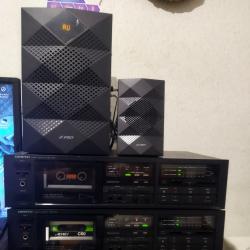 Продавам касетен дек Onkyo TA 2330 за части