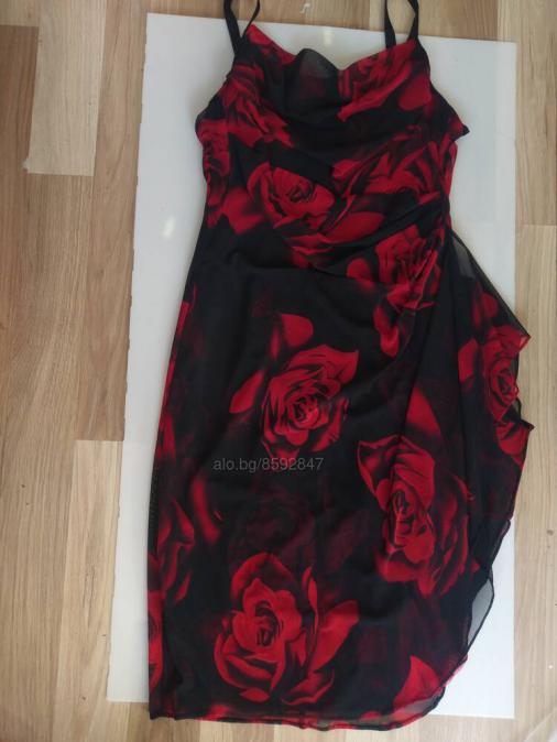 Рокля елегантна размер М