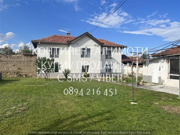 Код 63187. Двуетажна тухла гредоред къща 120м2 с двор 900м2, след тота