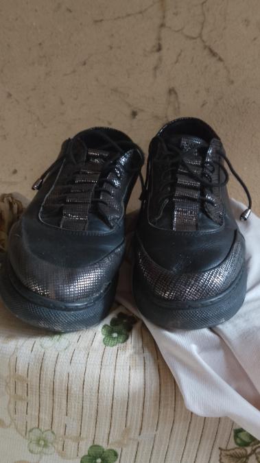 Дамски обувки за бягане