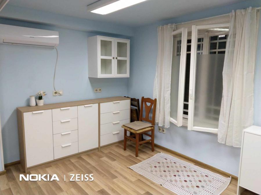 Отдаваме под наем просторно помещение имот, подходящо за офис, канто