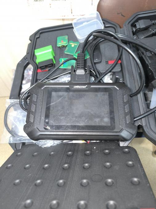 ключарски инструмент програматор за ключове KEY Master 5