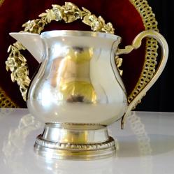 Бронзова кана, каничка, Луи Xvi, перлен релеф.