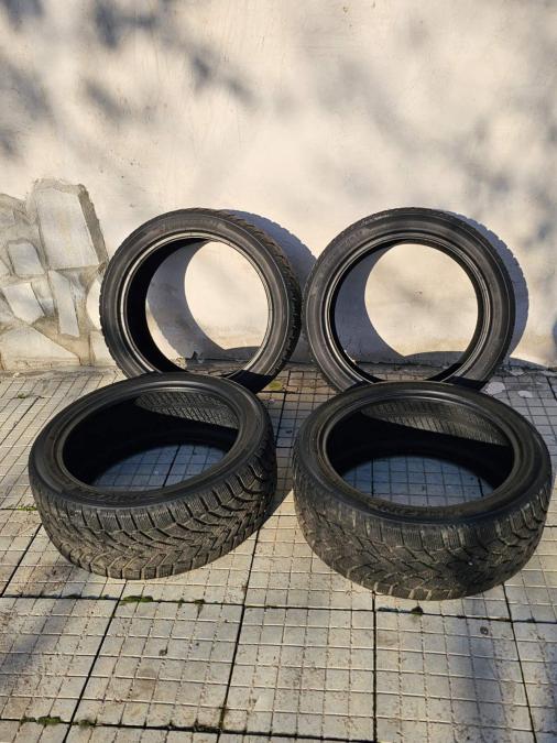 Продавам 18 цолови нови малко използвани само на 500 кв Италиански зим..