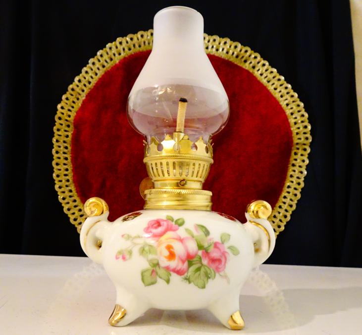 Порцеланова газена лампа Onno Behrends Tee.