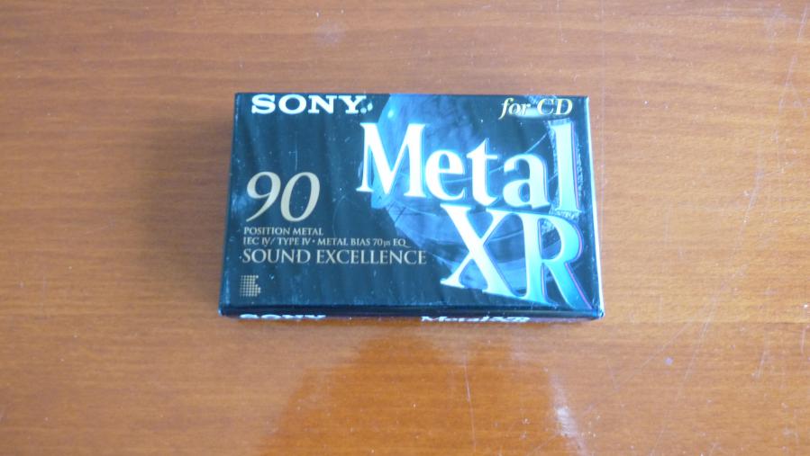 Празна, запечатана Аудио касета Sony - Metal XR - 90
