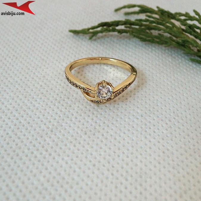 Пръстен с 14К златно покритие и с цирконий