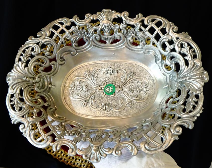Калаена фруктиера, релефни орнаменти Art Nouveau.