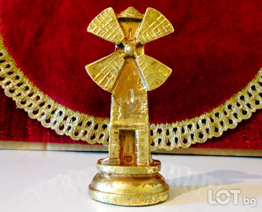 Калаена фигура Вятърна мелница, позлата.