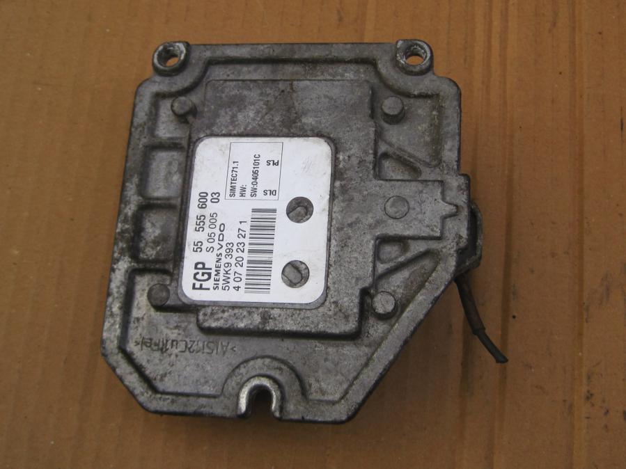 Компютър двигател, ECU 55555600 Siemens VDO 5wk9393 за Opel Zafira 1.8
