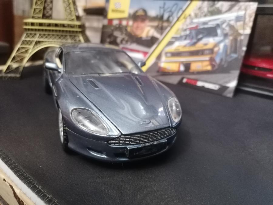 Колекционерски модел Aston Martin - DB9 Motormax