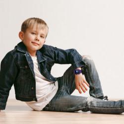 Детски Smart часовник с камера и фенерче  снимай, забавлявай се и бъд