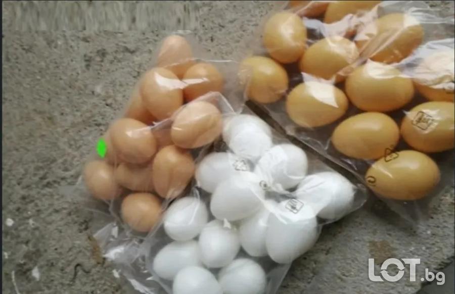 Изкуствени пластмасови яйца за кокошки