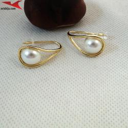 Обеци с 14К златно покритие и с синтетични перли