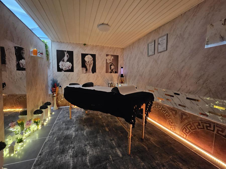 Професионални масажи