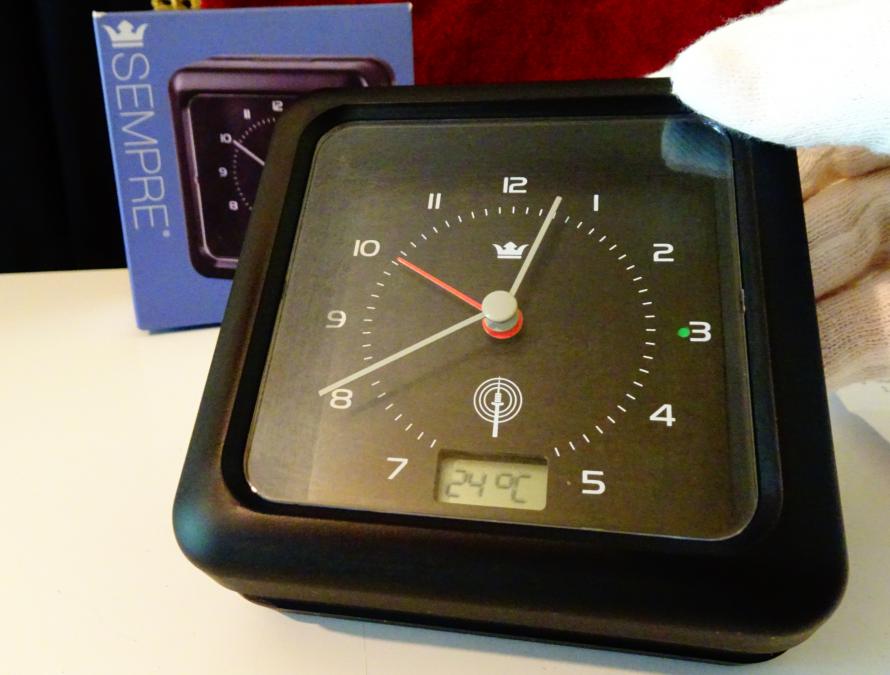 Австрийски настолен часовник, аларма, градуси, дата.