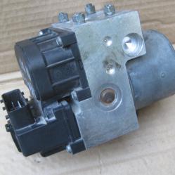 ABS Модул за Toyota Yaris II 44510-0d012 Bosch 0265218661 0273004994