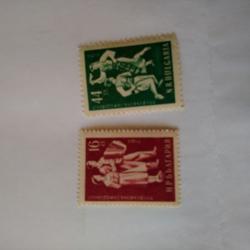 Серия от 2 пощенски марки от България 1953 г.
