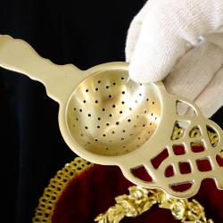 Бронзова цедка за чай Art Nouveau.