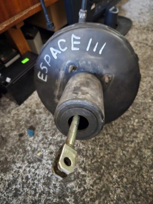 Renault Espace 3 серво усилвател