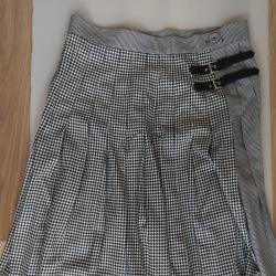 Пола плисирана