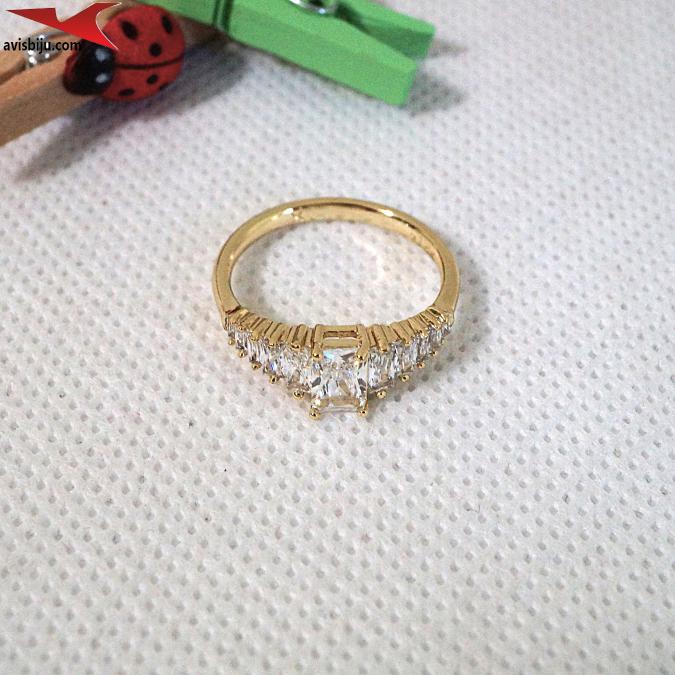 Пръстен с 14К златно покритие и с цирконий