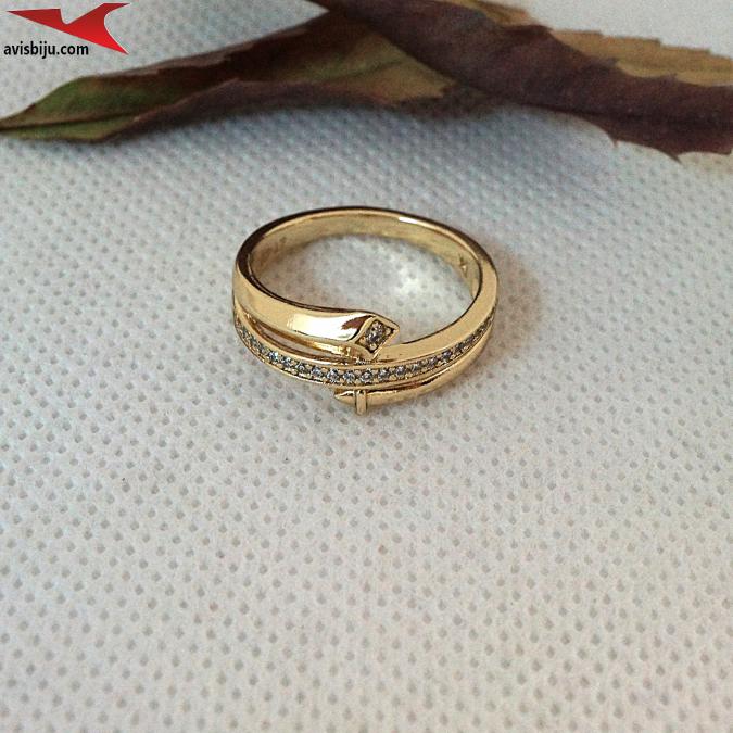 Пръстен с 14К златно покритие и с цирконий