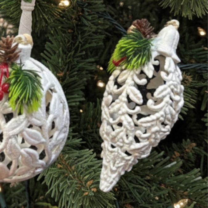 Коледни играчки за елха Winter White Elegance  луксозни висящи деко