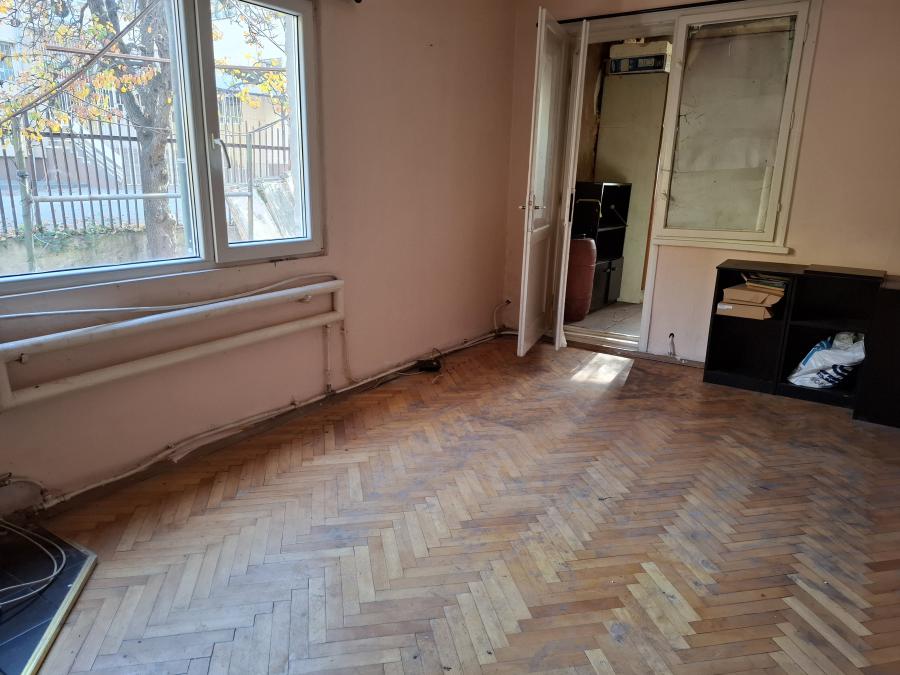 Тихо място, между бул. България и ул. Ген. Стефан Тошев