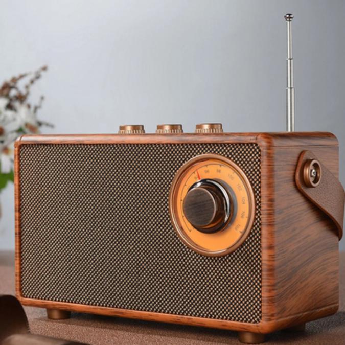 Bluetooth радио колонка As23, 5W, 1500mah, Кафява в ретро стил с кожен