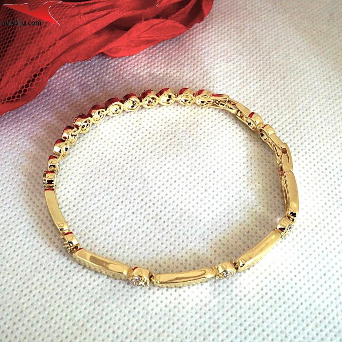 Гривна с 14К златно покритие и с цирконий