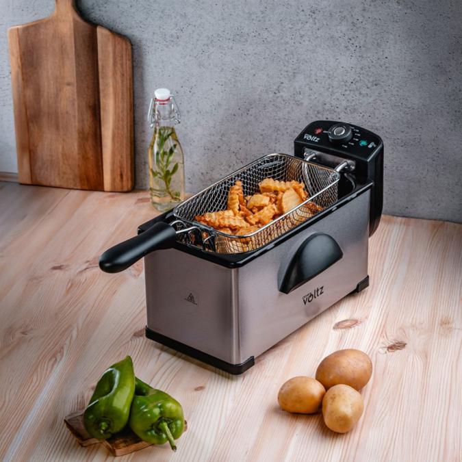 Фритюрник Voltz, 2000w, 2л.  3л., демонтиращ се съд, капак и филтър, и..