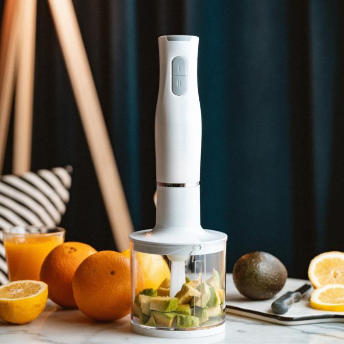 Ръчен бял блендер 800w с чопър, бъркалка и мерителна кана  мултифункц