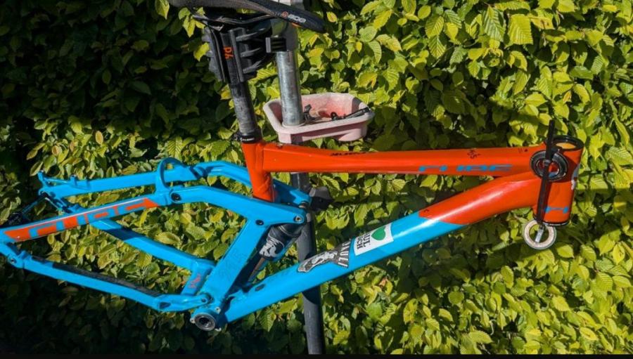 Велосипедна DH рамка, рамка за downhill, Cube Two, 27.5, S размер