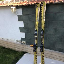 Ски Atomic Beta Race